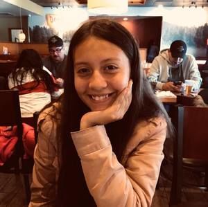 Meet your Posher, Denitza